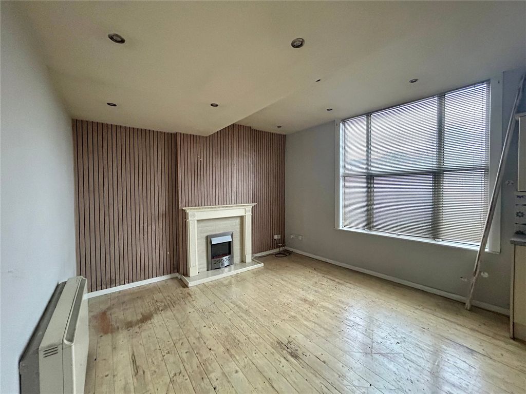 Property photo 2 of 9 Picture No. 07