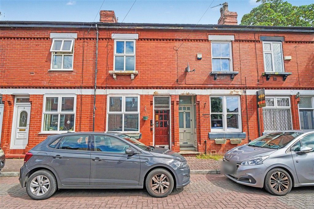 Property photo 1 of 11