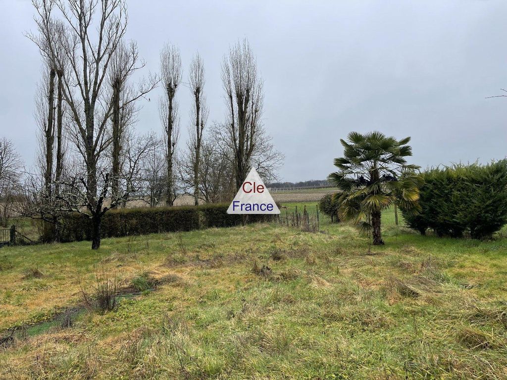 Property photo 2 of 12