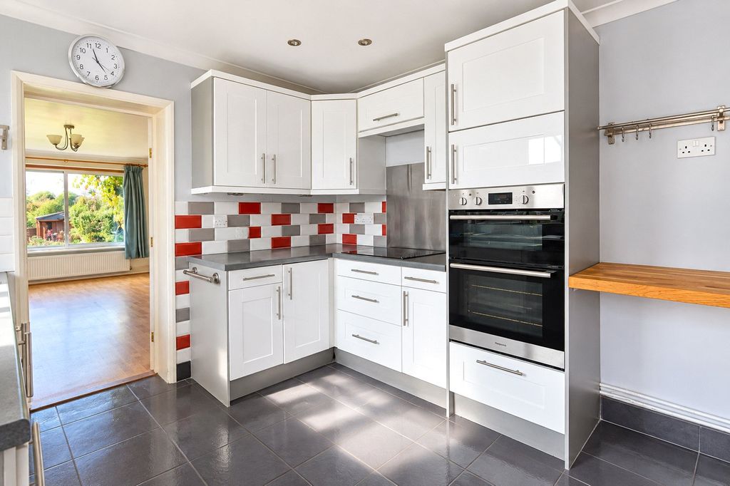 Property photo 2 of 15 Picture No. 05
