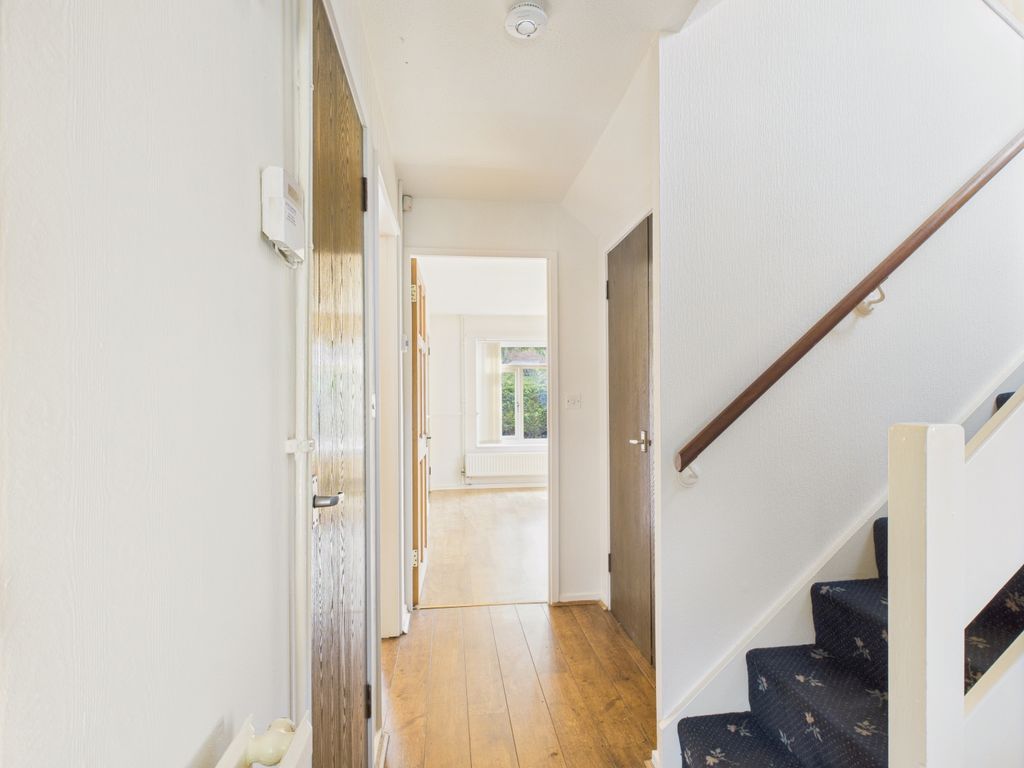 Property photo 2 of 13 Hall