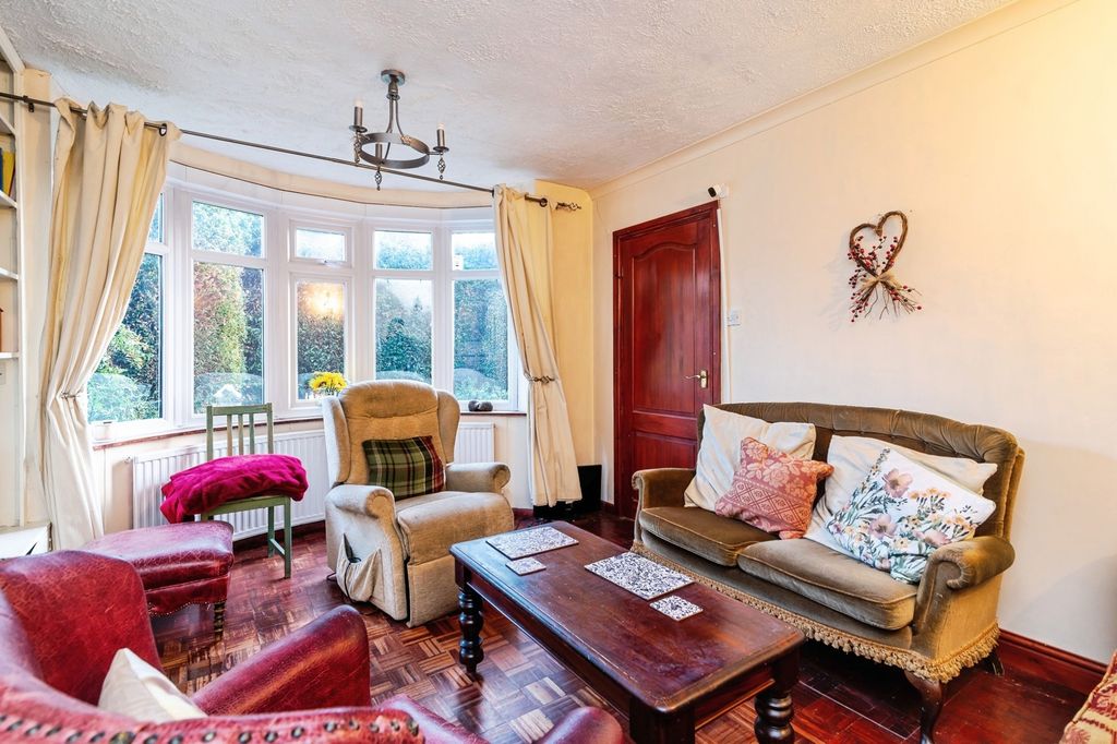 Property photo 3 of 29 Pbox-Img.Jpg