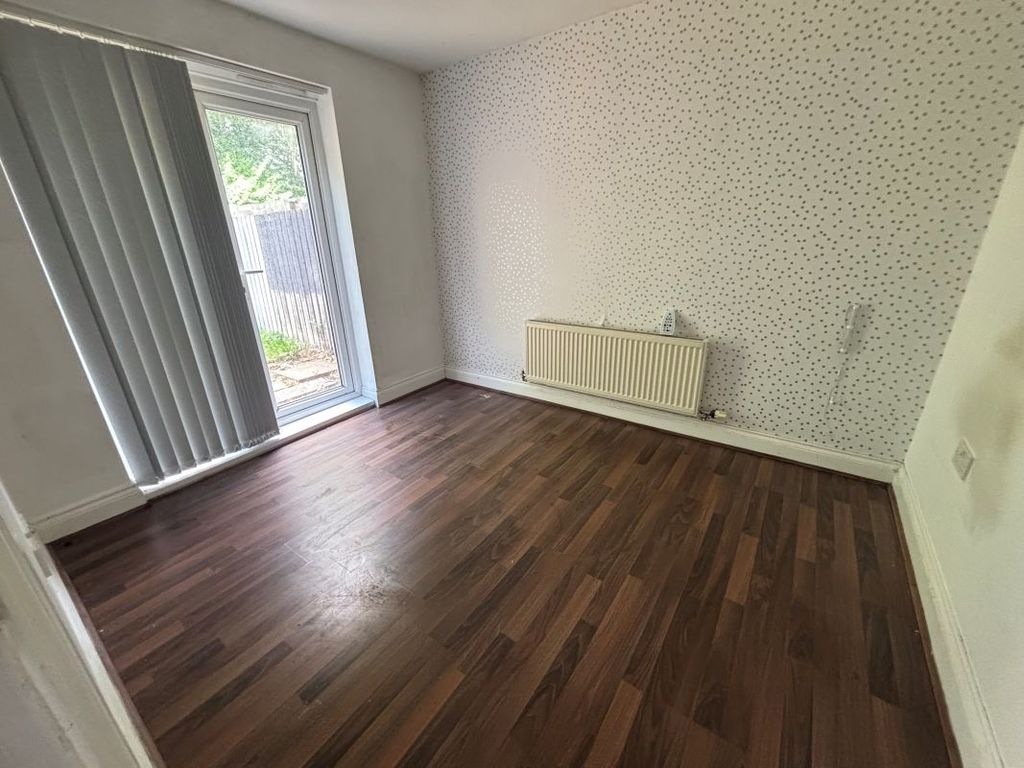 Property photo 3 of 10 Image 3