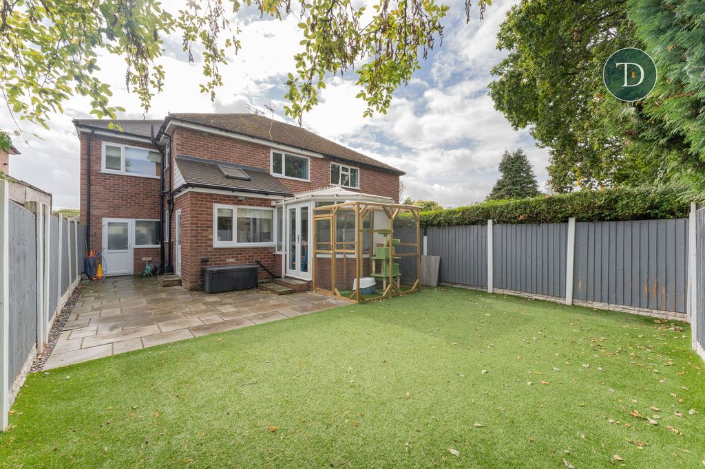 Property photo 2 of 23