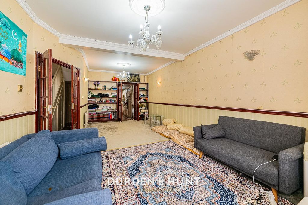 Property photo 3 of 25 South-10.Jpg