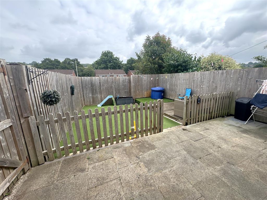 Property photo 2 of 13
