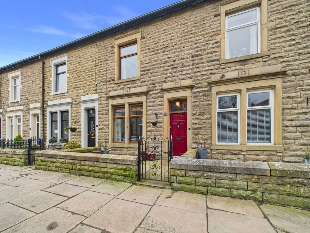 Property photo 1 of 31 Cam02093G0-Pr0073-Still039