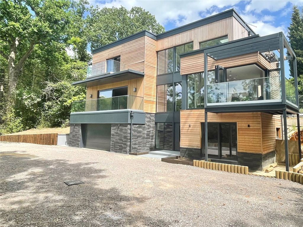 Property photo 1 of 27 Picture No. 44