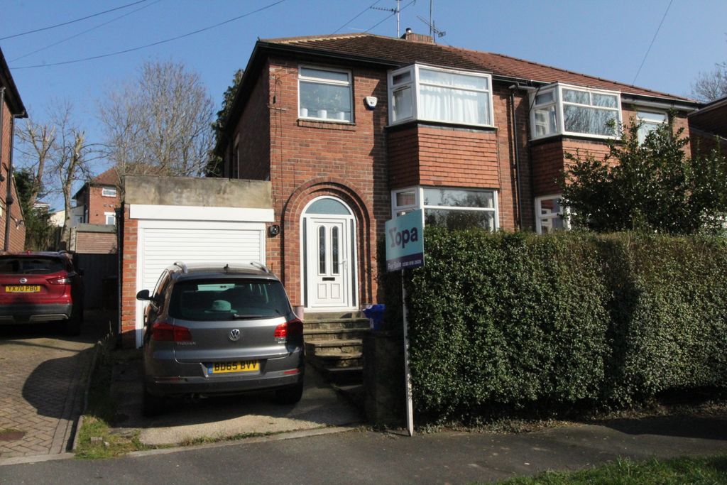 Property photo 1 of 13 Img_0282