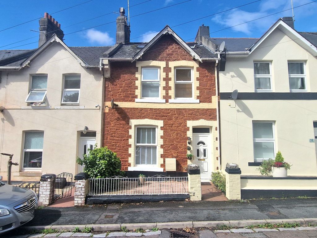 Property photo 1 of 16