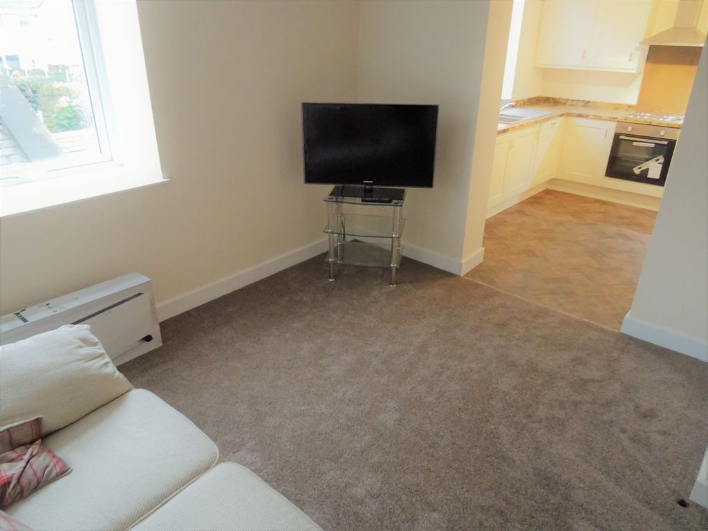 Property photo 2 of 8 Living Room