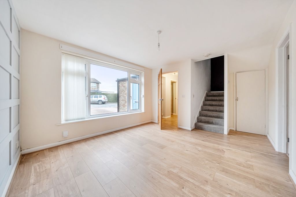 Property photo 2 of 10 1434490-8-69c2955Baa7B3