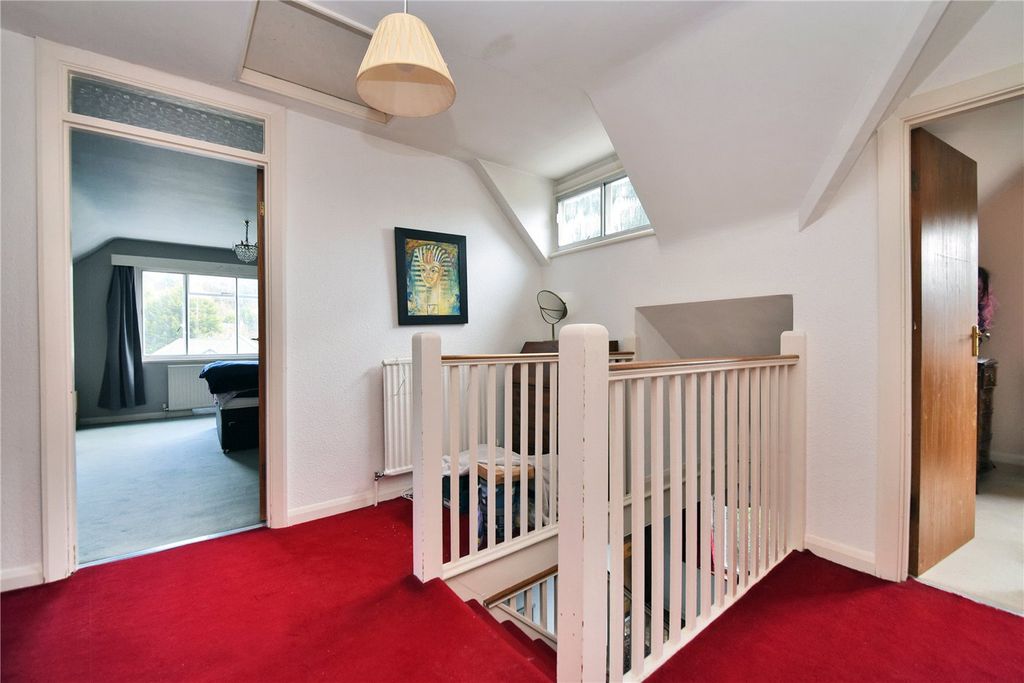 Additional image 12 of 3 bed detached house for saleOutwood Lane, Coulsdon CR5