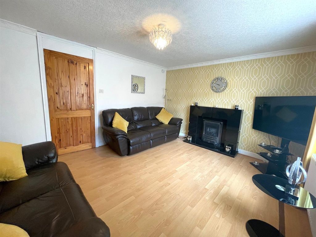 Property photo 2 of 18 B .Jpg