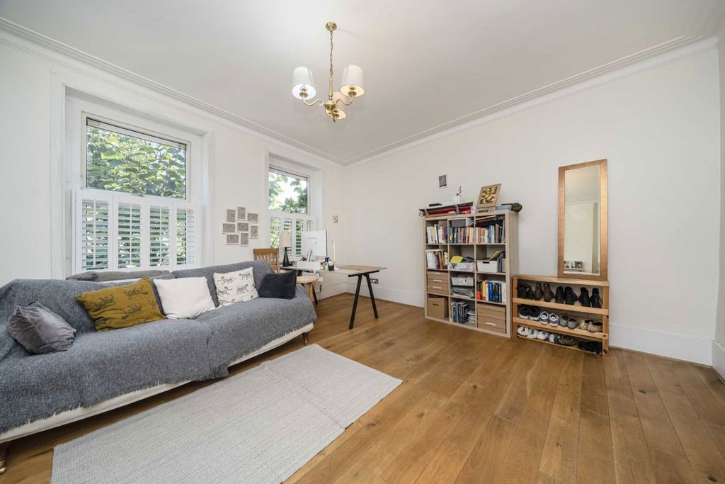 Property photo 2 of 5