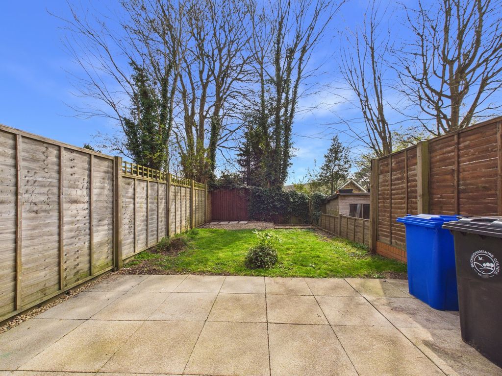 Property photo 3 of 18 Garden