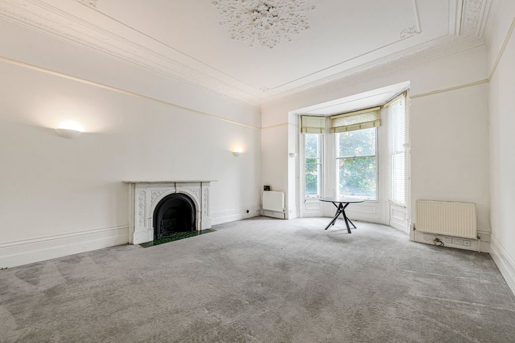 Property photo 2 of 11 Picture 2