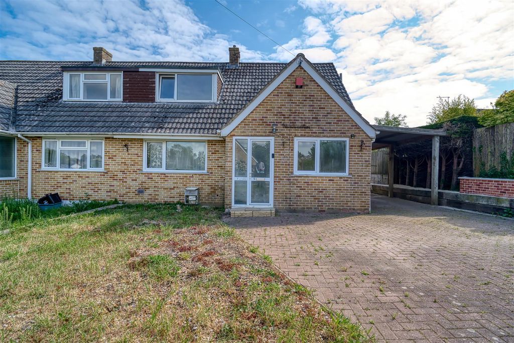 Property photo 1 of 10 Front