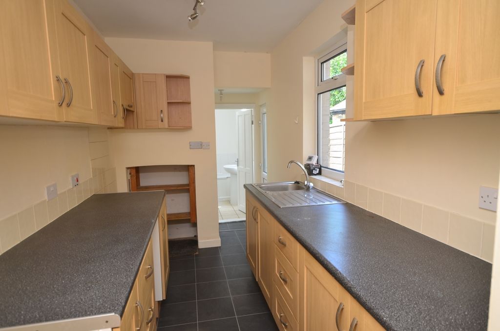 Property photo 2 of 9 Goodnestone Kitchen