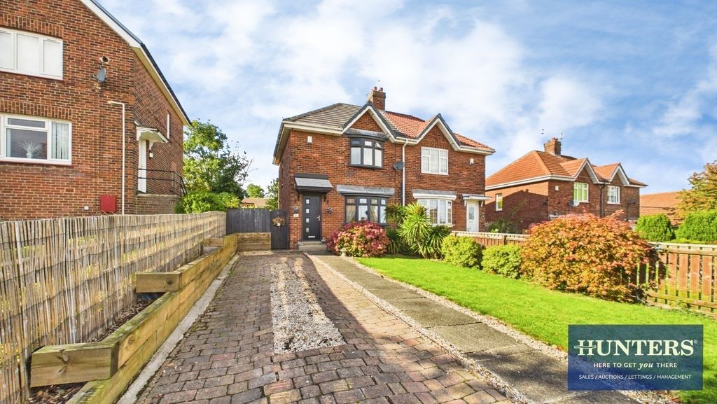 Property photo 1 of 14 External