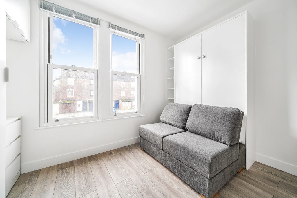 Property photo 2 of 7 1109803 (2)