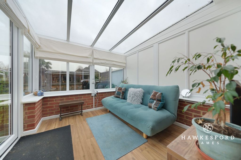 Property photo 3 of 16 Blandford Gardens, Sittingbourne - Conservatory