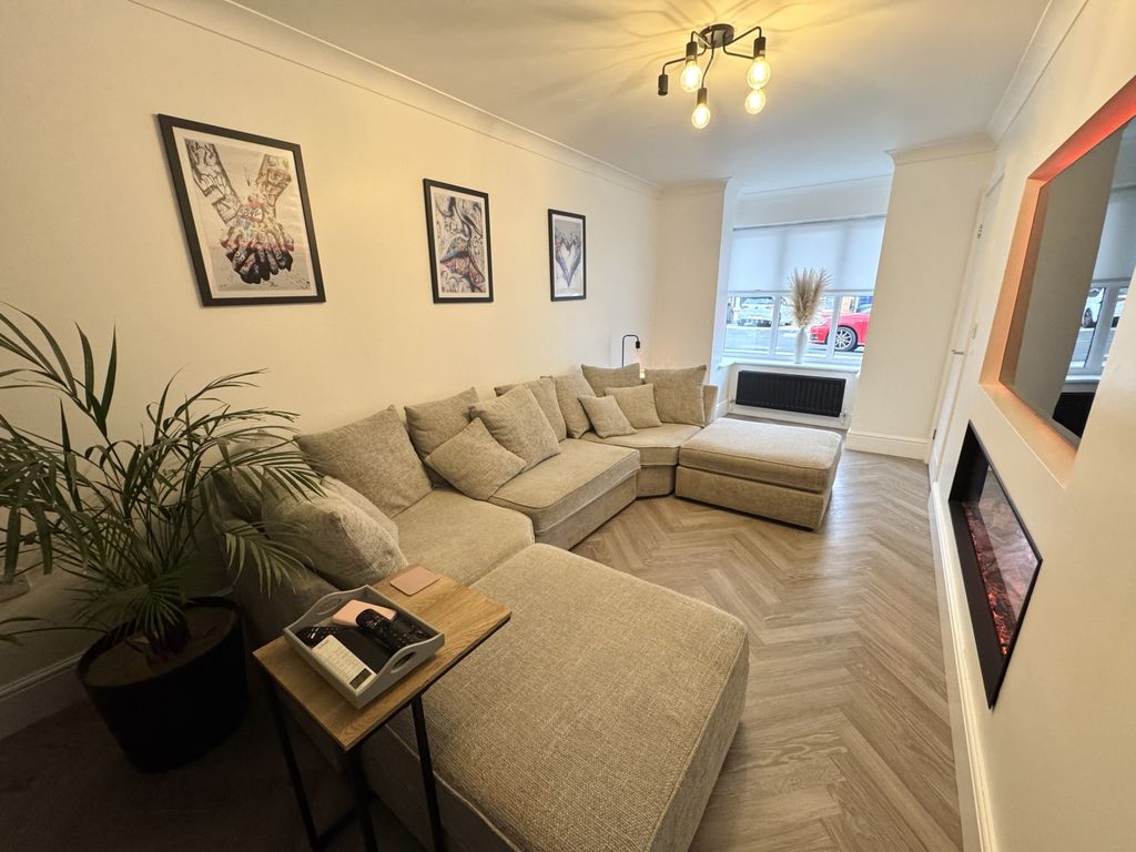 Property photo 2 of 19 Img_7113