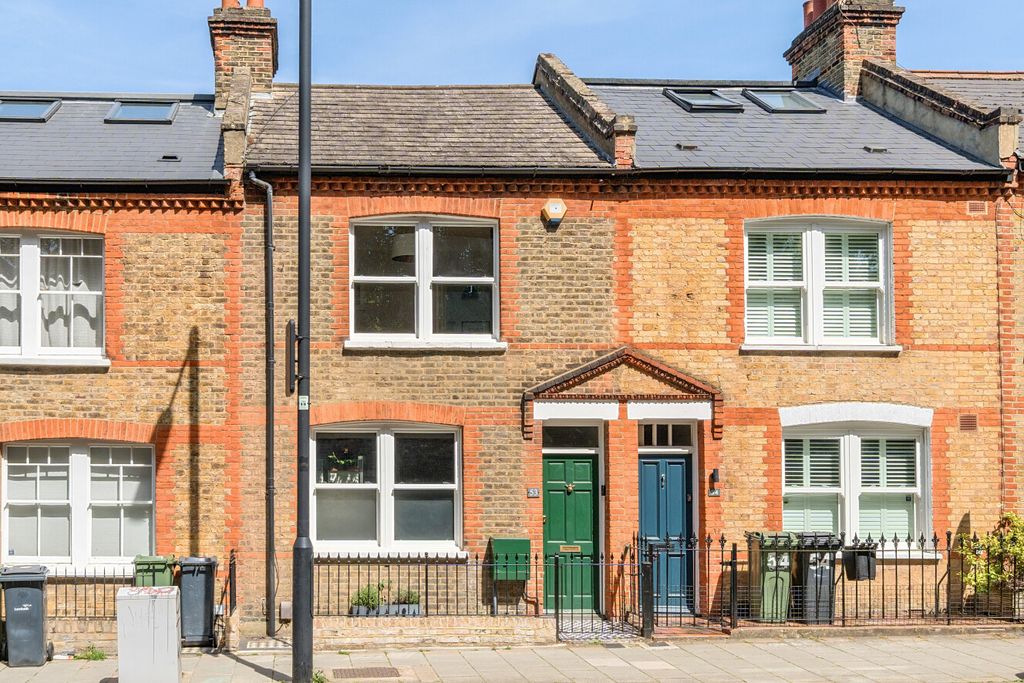 Property photo 1 of 17 1465840-7-6A10381...