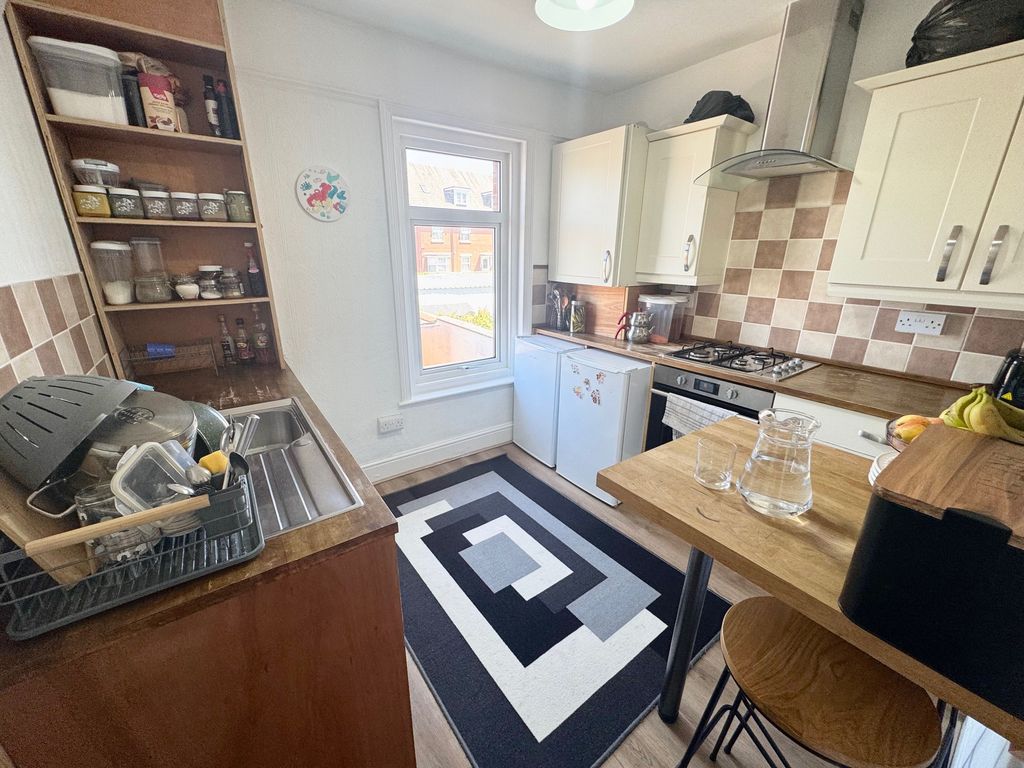 Property photo 1 of 13 Image