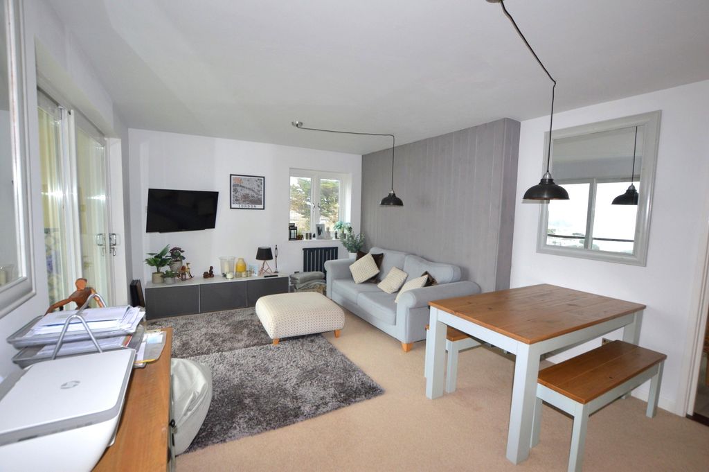 Property photo 2 of 13 Picture No. 09