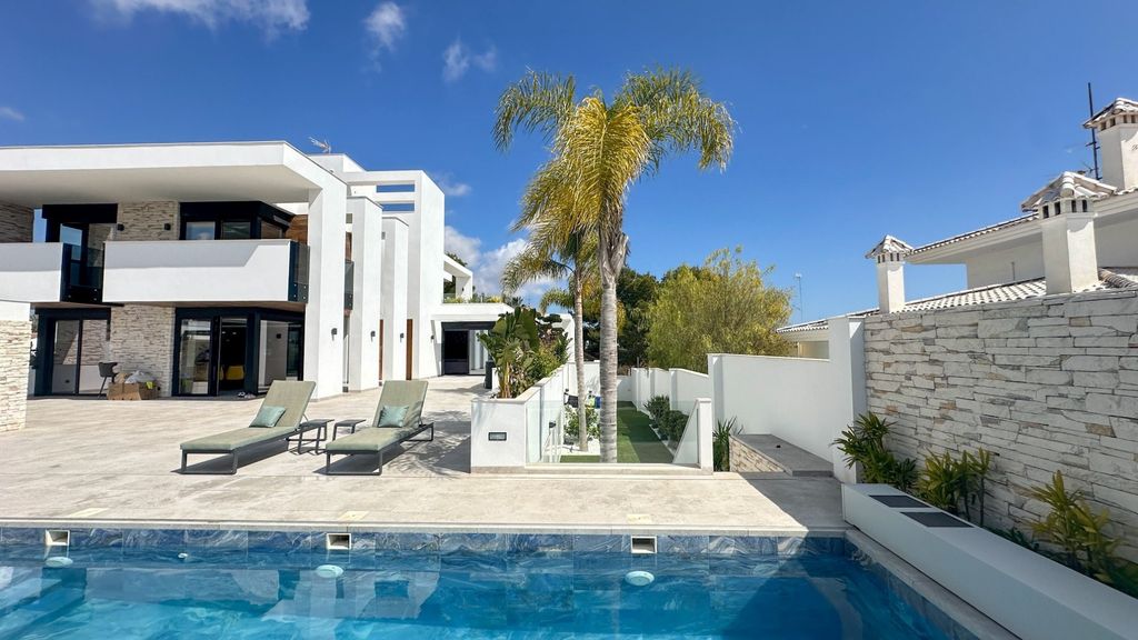 Property photo 3 of 50