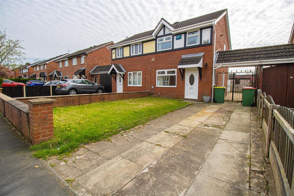 Property photo 1 of 10 Front