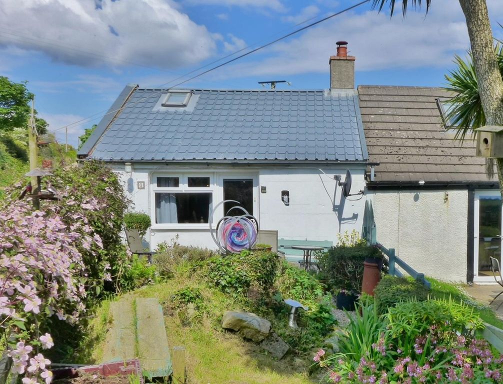 Property photo 1 of 37 1 Bourtree Bank