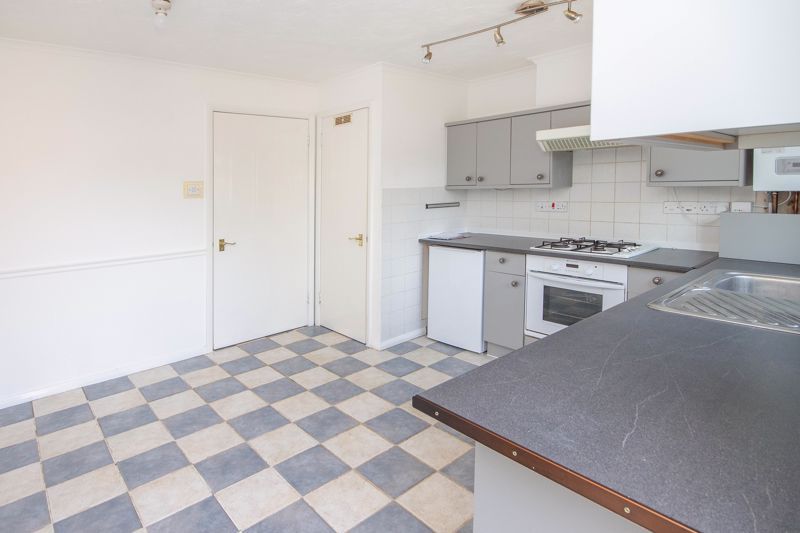 Property photo 3 of 12 Kitchen-Diner