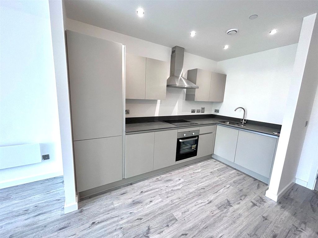 Property photo 3 of 5 Picture No. 04