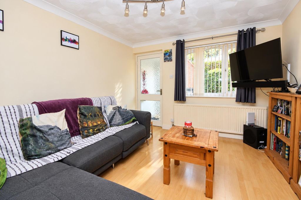 Property photo 2 of 10 1 (5).Png