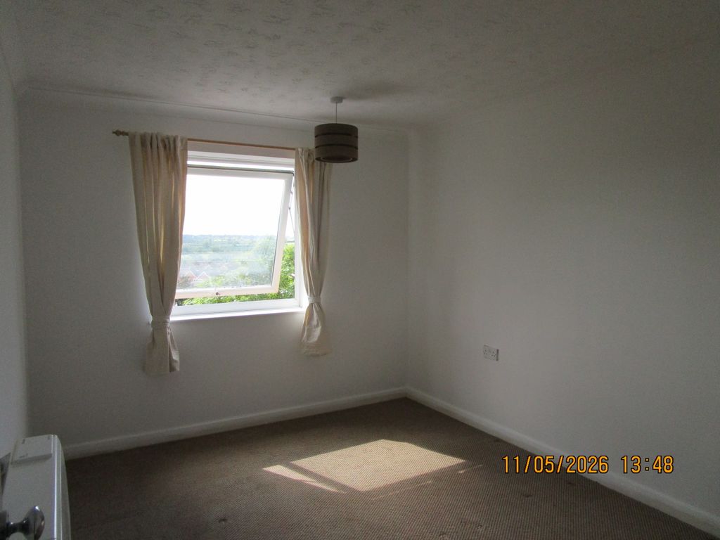 Property photo 3 of 10 Bedroom
