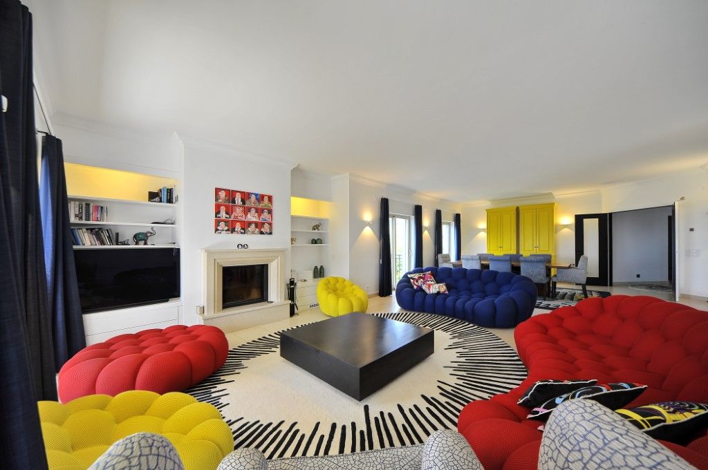 Property photo 3 of 10