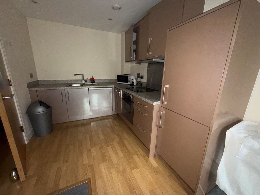 Property photo 3 of 6