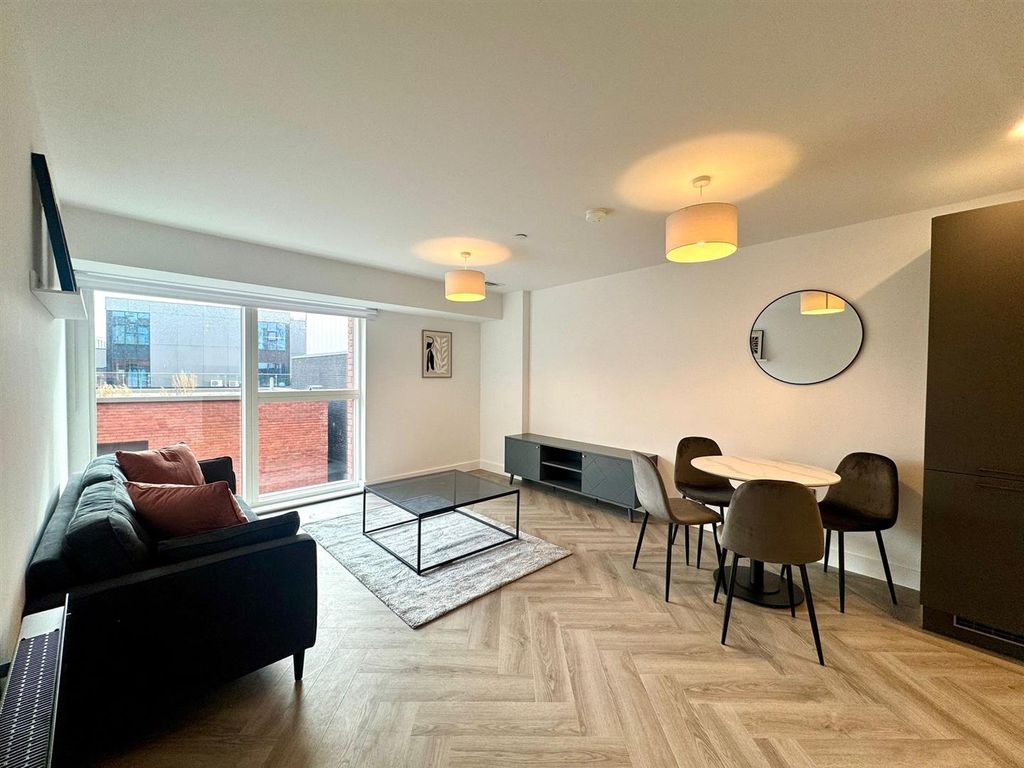 Property photo 3 of 12 Lounge Pic 3.Jpeg