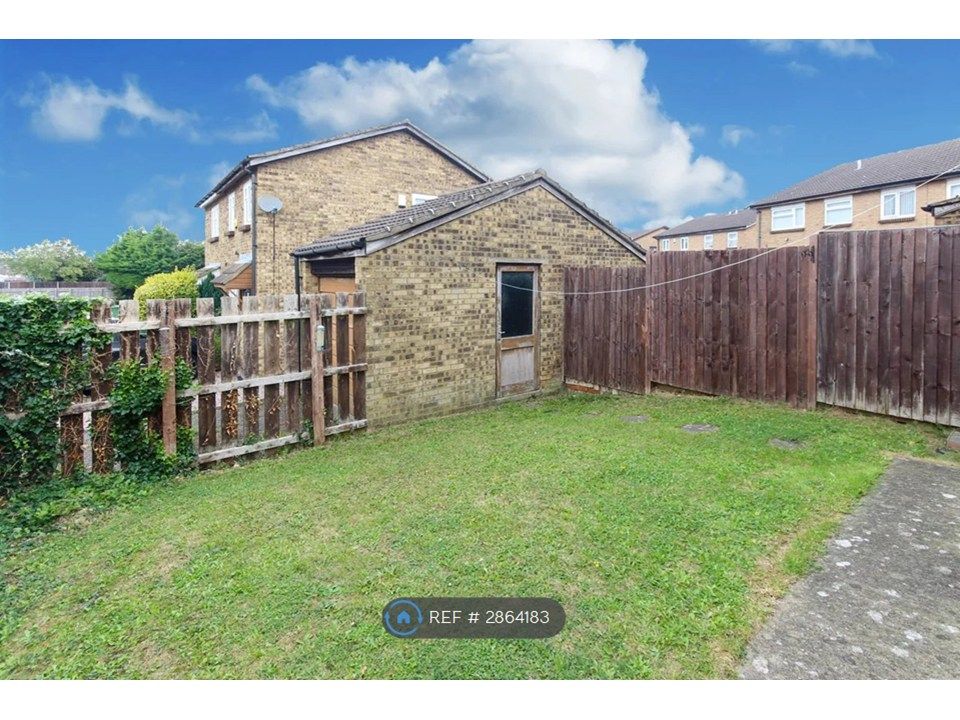 Property photo 3 of 5 Garden