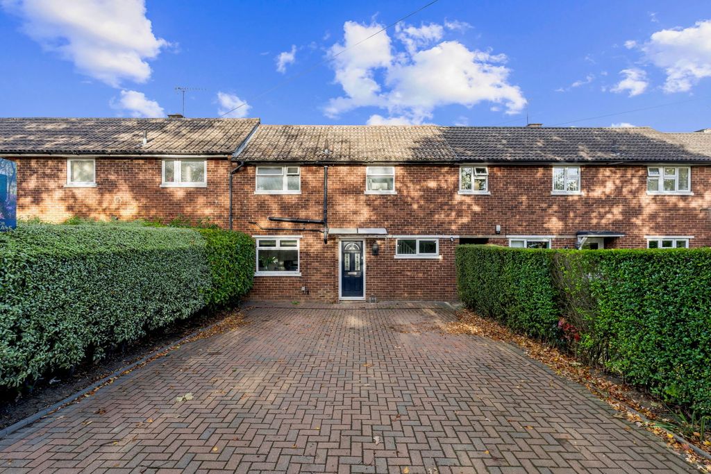 Property photo 2 of 17