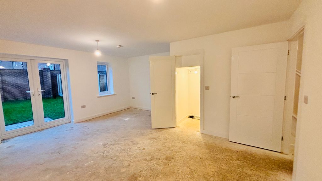 Property photo 1 of 48