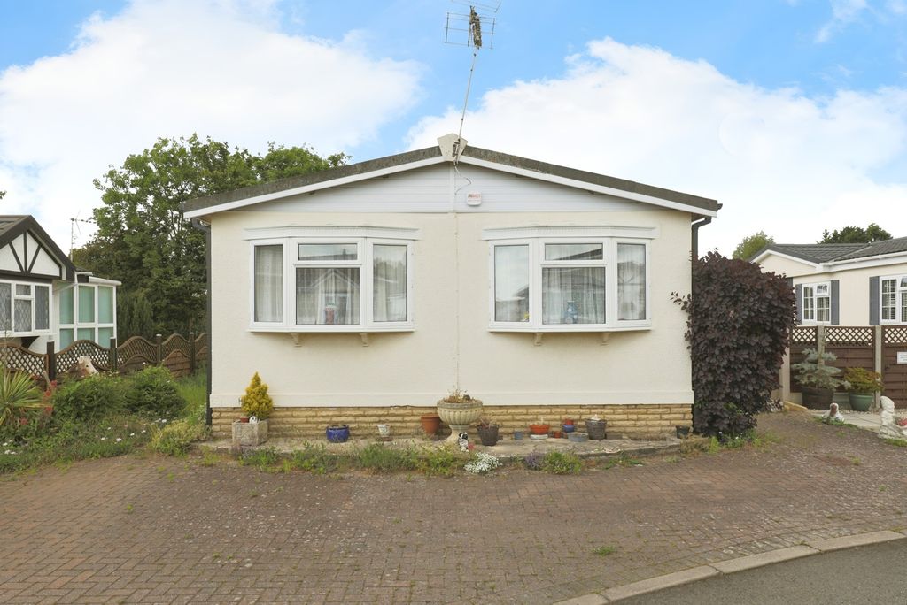 Property photo 1 of 17 Photo