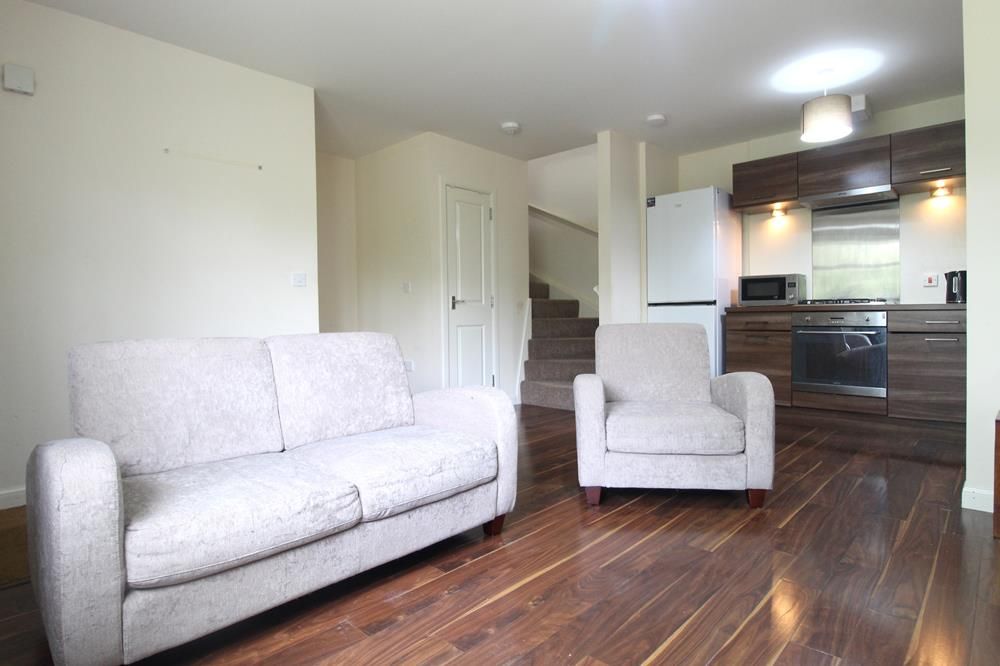 Property photo 1 of 9 Lounge