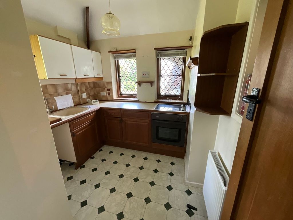 Property photo 3 of 15