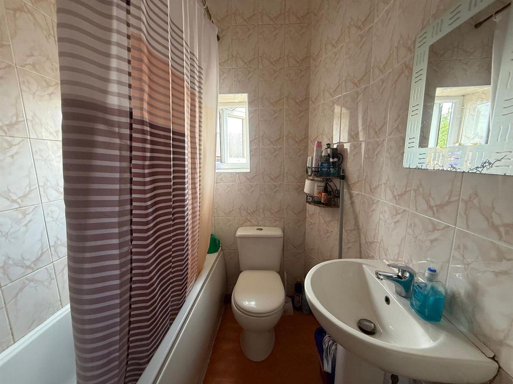 Property photo 3 of 10 Img-20250701-Wa0005.Jpg