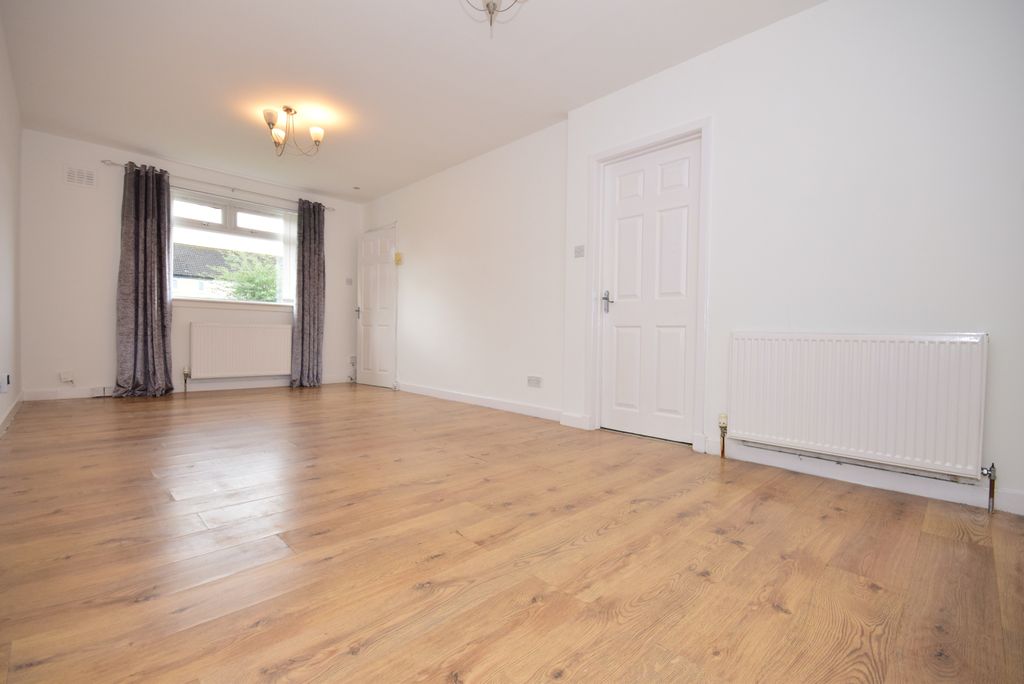 Property photo 3 of 16 Dsc 0004