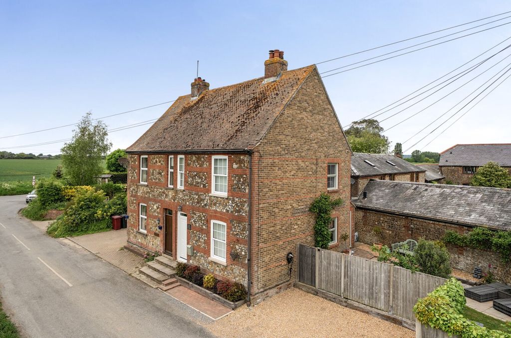 Property photo 1 of 24