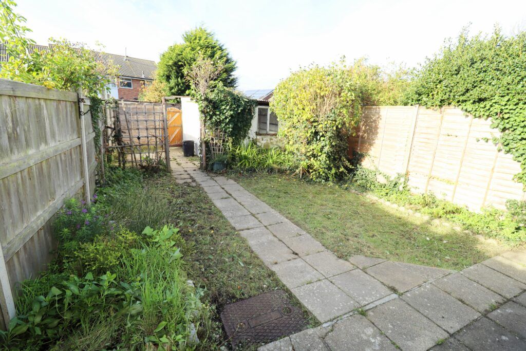 Property photo 2 of 11